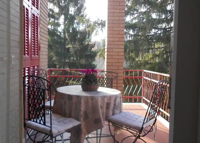 B&bla Collina Dei Ciliegi Bed & Breakfast 4*
